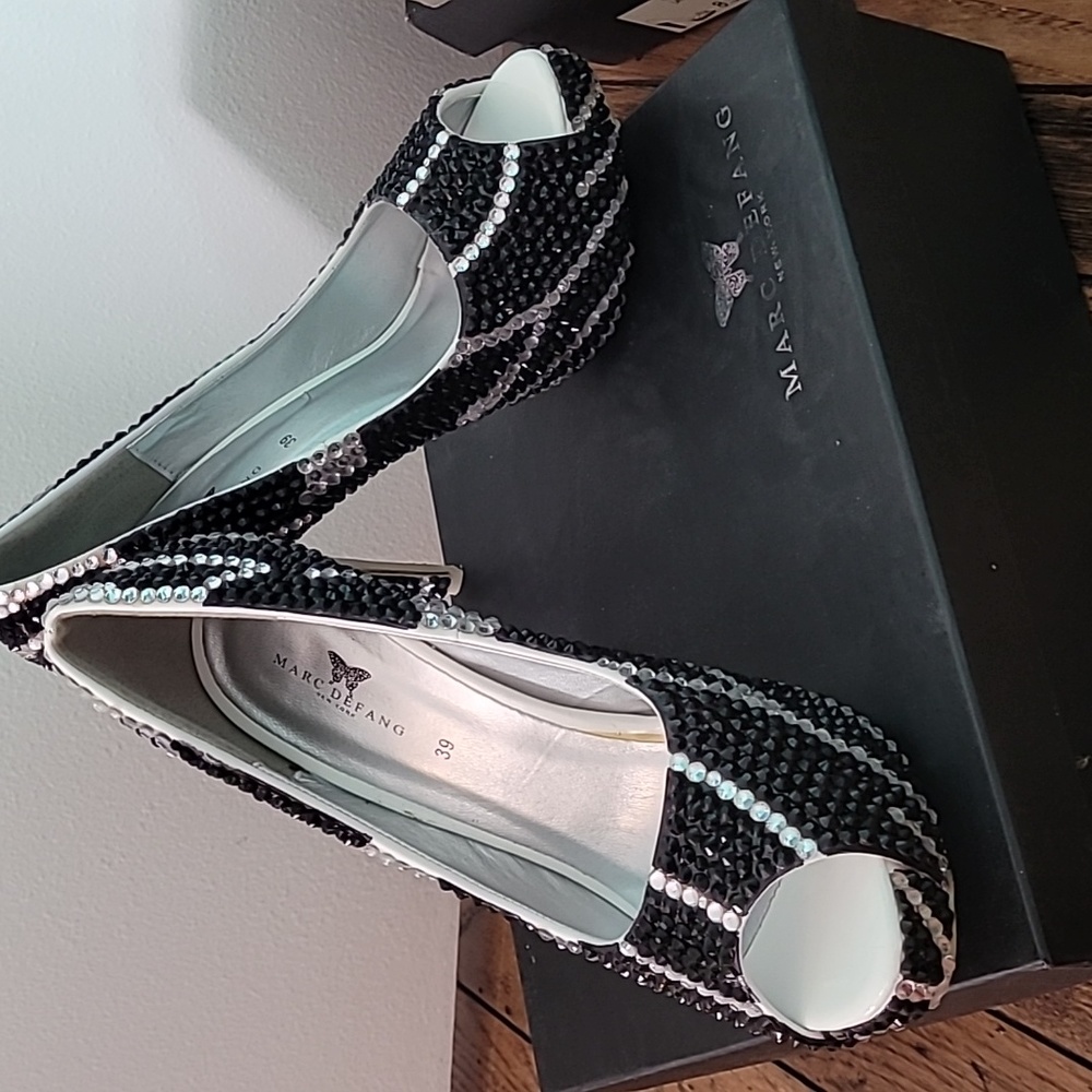Authentic Marc Defang New York wedding pageant shoes - 39 / 8 .